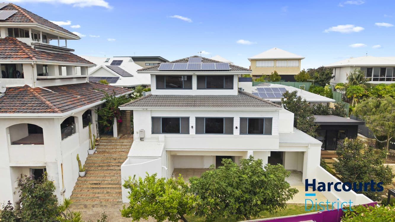 65B Kempenfeldt Avenue, SORRENTO, WA 6020, Sorrento - Thumbnail 3
