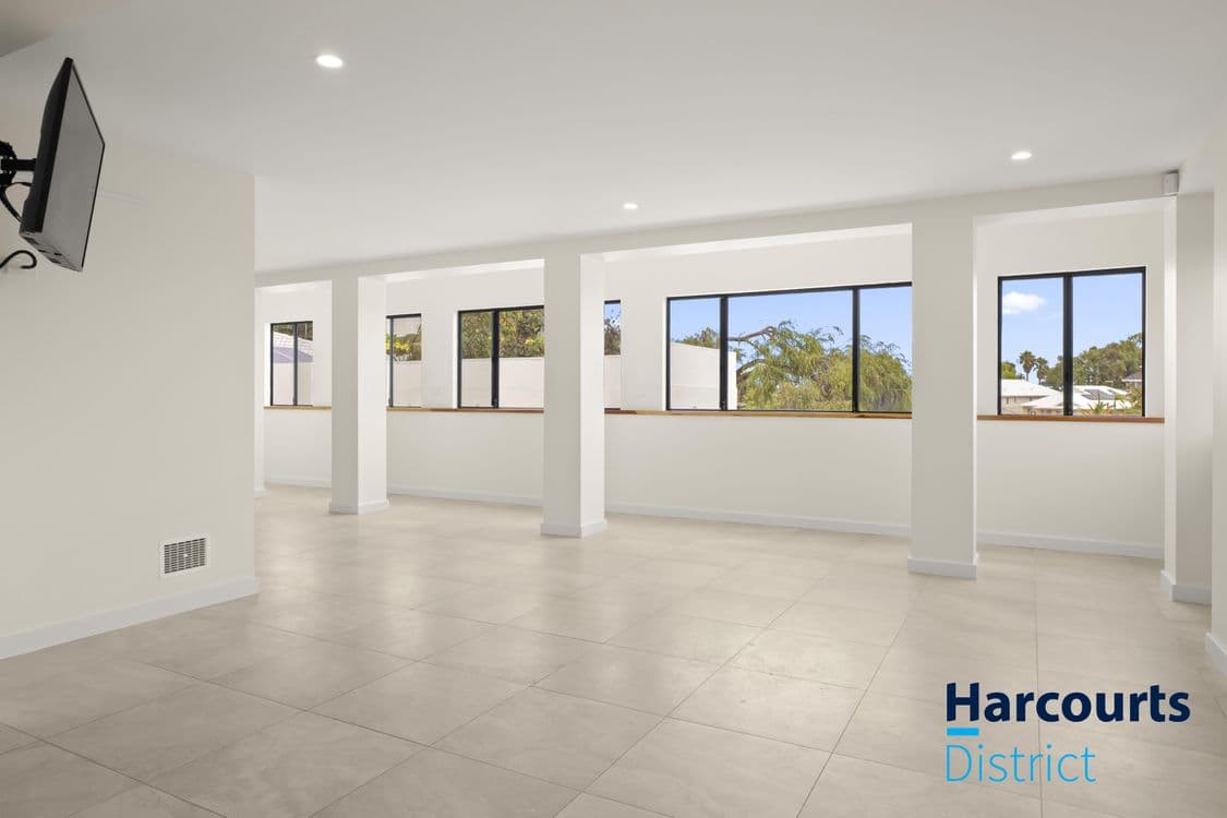 65B Kempenfeldt Avenue, SORRENTO, WA 6020, Sorrento - Thumbnail 4