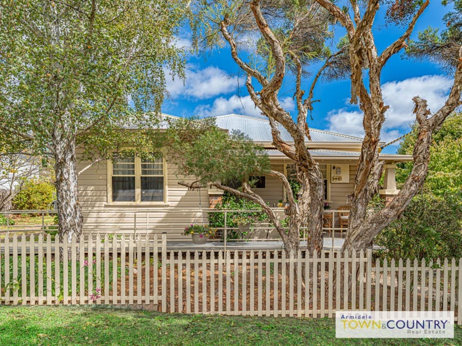 192 Jessie Street, Armidale - Image 1