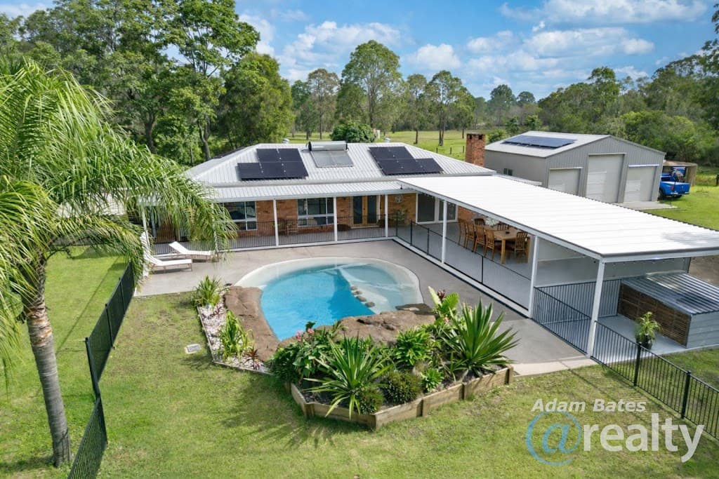 52 Tableland Road, Sunshine Acres, QLD, 4655, Sunshine Acres - Thumbnail 2