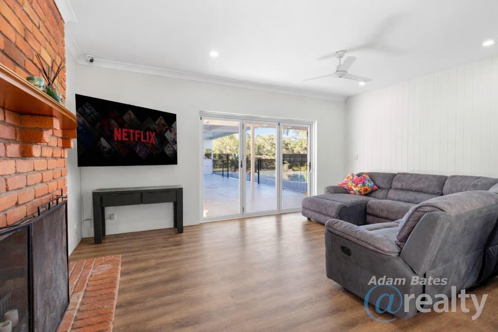 52 Tableland Road, Sunshine Acres, QLD, 4655, Sunshine Acres - Thumbnail 8