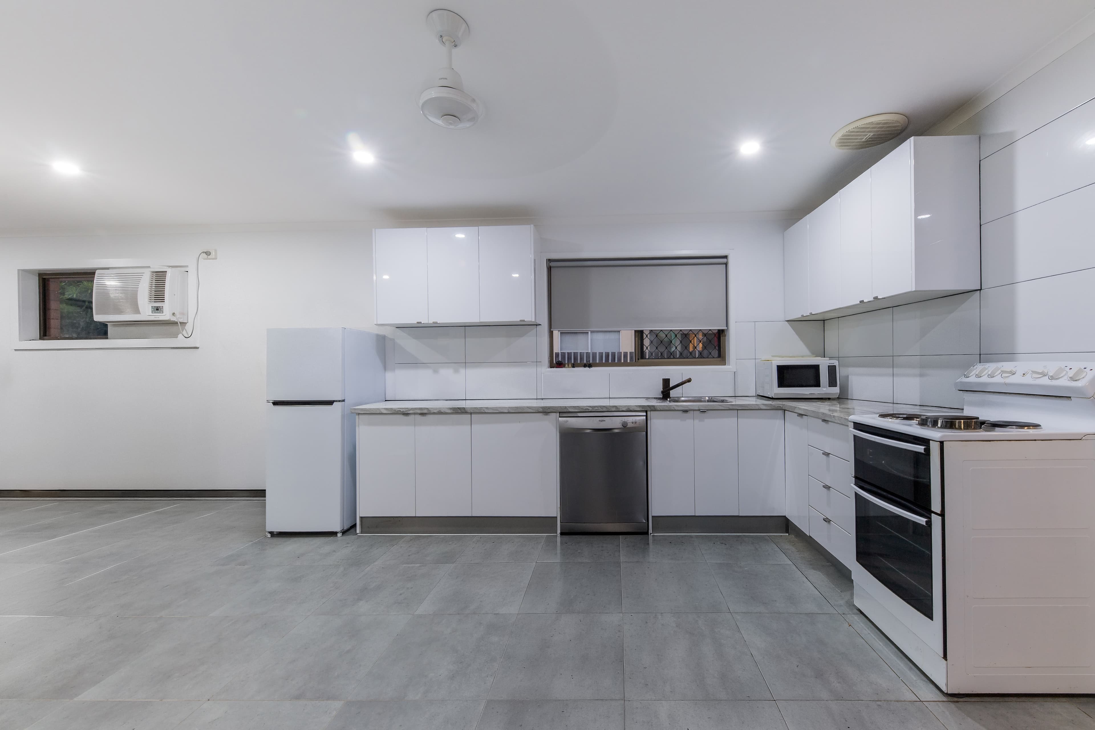 11/20 Pandanus Drive, Cannonvale - Thumbnail 4