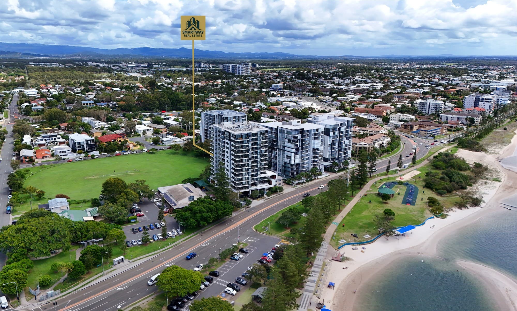 372 Marine Parade LABRADOR, QLD, Labrador - Thumbnail 2