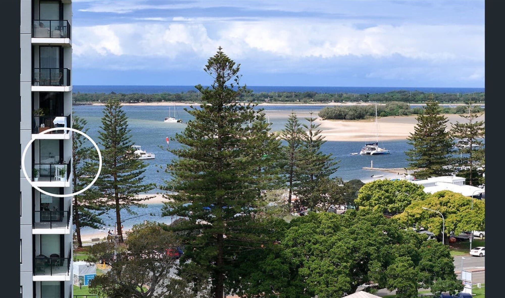 372 Marine Parade LABRADOR, QLD, Labrador - Thumbnail 5