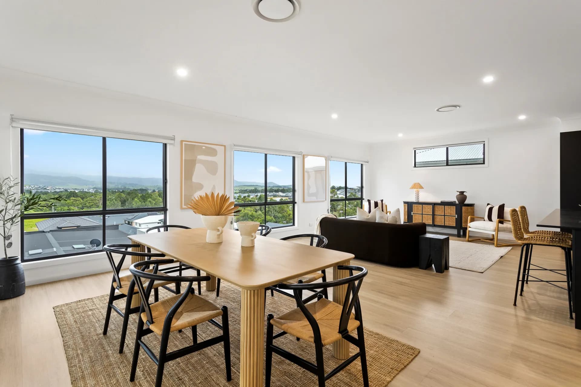 15 Candelo Place, Tullimbar, NSW, Tullimbar - Thumbnail 2