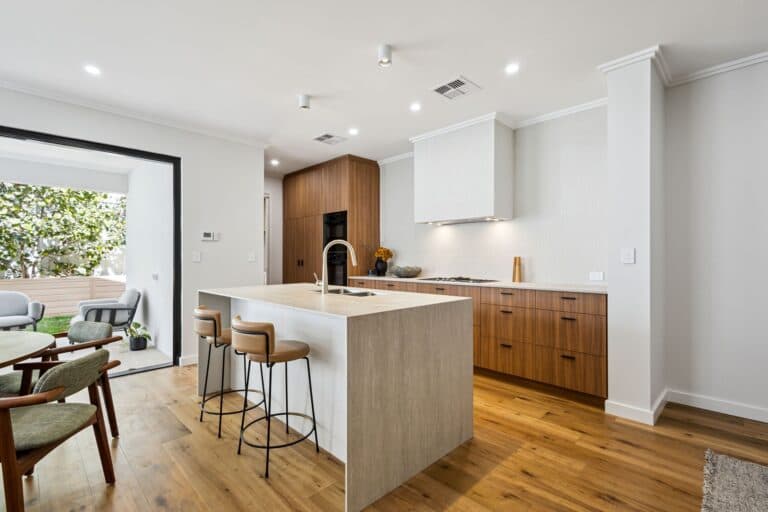 19 Clive Road, Cottesloe - Thumbnail 2