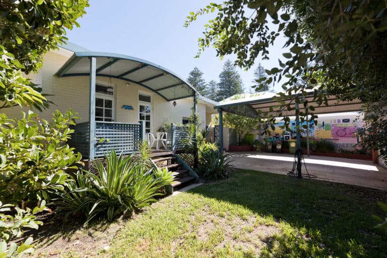 207 Curtin Avenue, Cottesloe - Image 1
