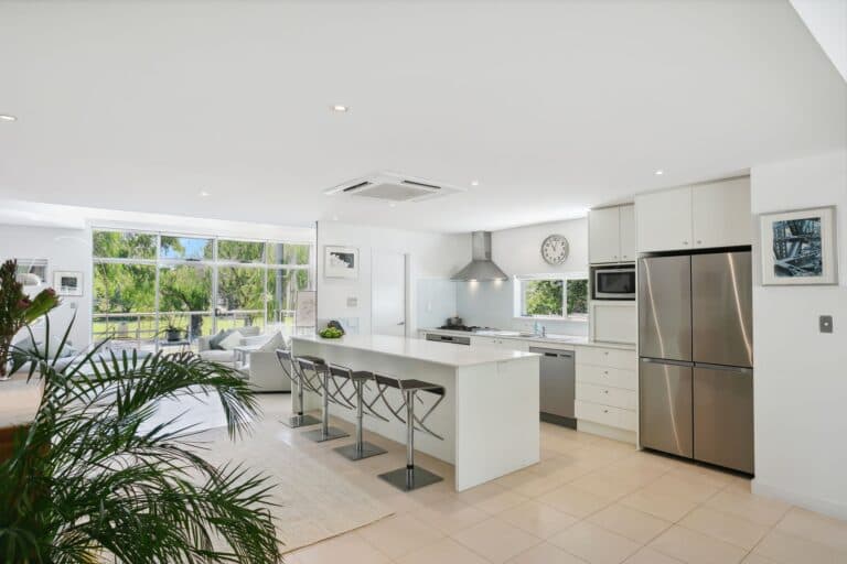 5 Mitford Street, Swanbourne - Thumbnail 4