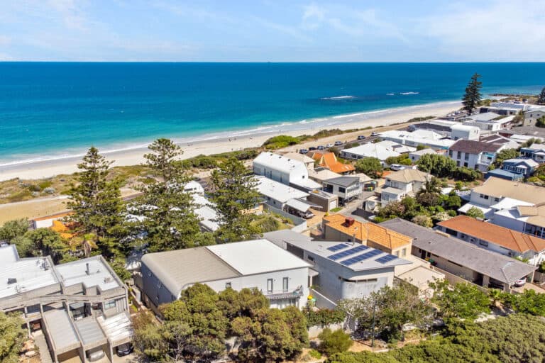 13 Curtin Avenue, Cottesloe - Image 1