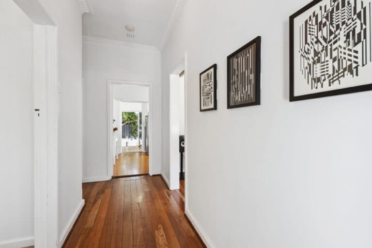 15 Lisle Street, Mount Claremont - Thumbnail 3