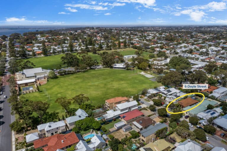 8 Doyle Street, Mosman Park - Thumbnail 2