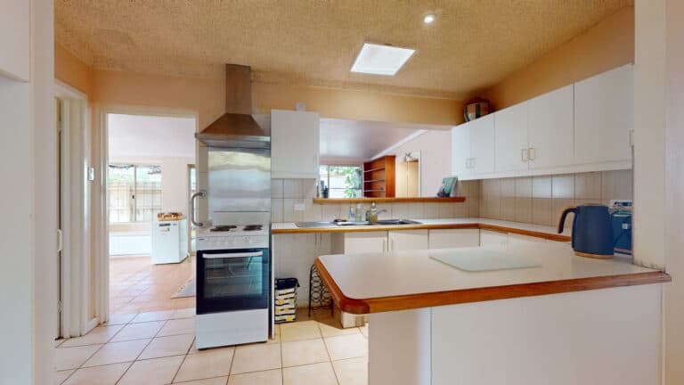 27 Launceston Avenue, City Beach - Thumbnail 7
