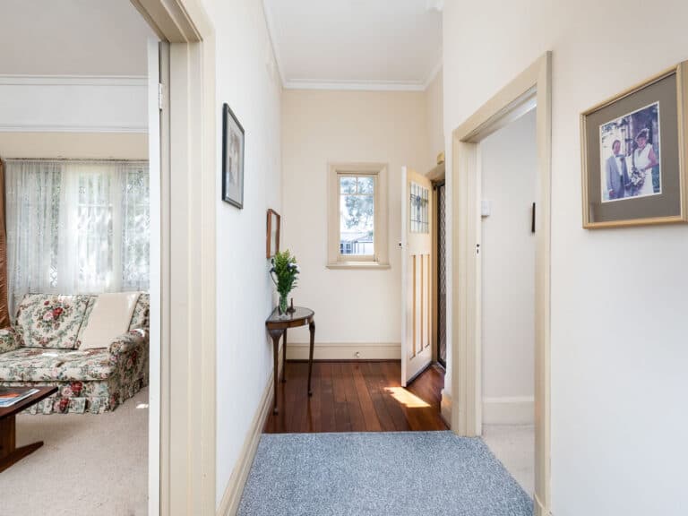 28 Lynton Street, Swanbourne - Thumbnail 4