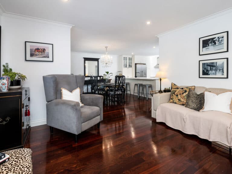 3 Queen Street, Claremont - Thumbnail 4