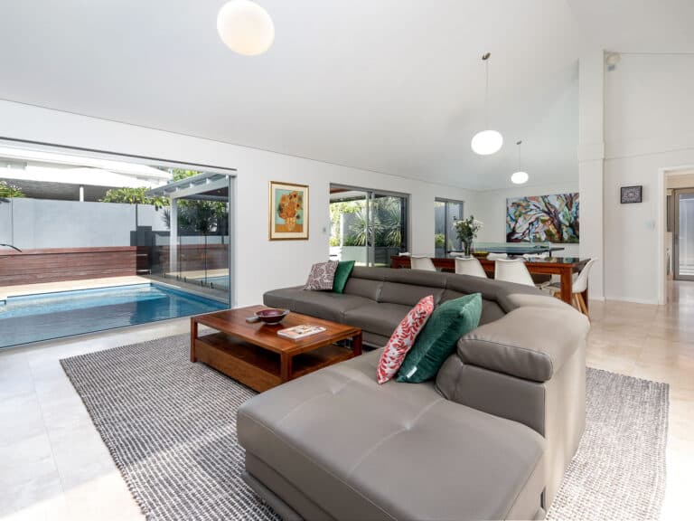 21 Mitford Street, Swanbourne - Thumbnail 2