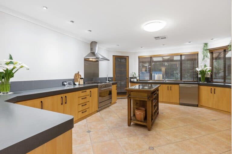 164 Old Dairy Court, Oakford - Thumbnail 7
