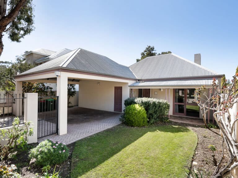 30 Stirling Road, Claremont - Thumbnail 3