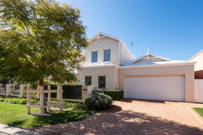 4 Biara Gardens, Mount Claremont - Thumbnail 3