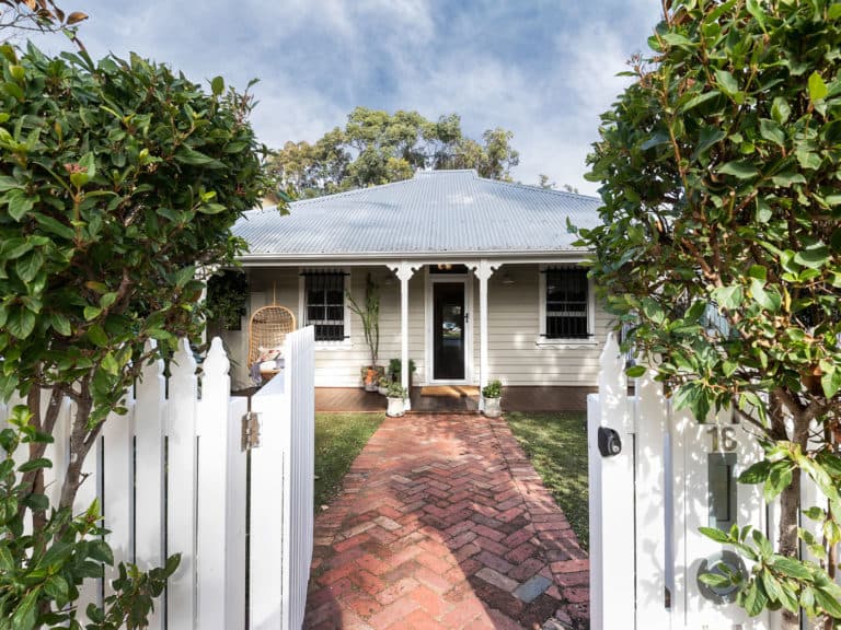 18 Winifred Street, Mosman Park - Image 1