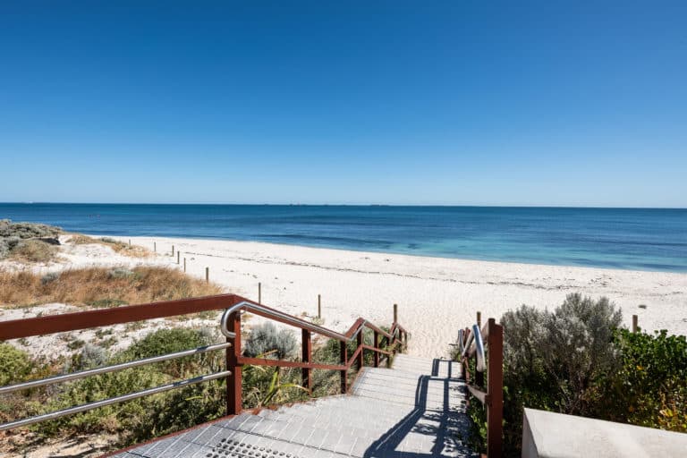 5/76 Marine Parade, Cottesloe - Thumbnail 3