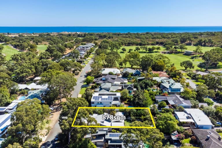 12 Fortview Road, Mount Claremont - Thumbnail 2