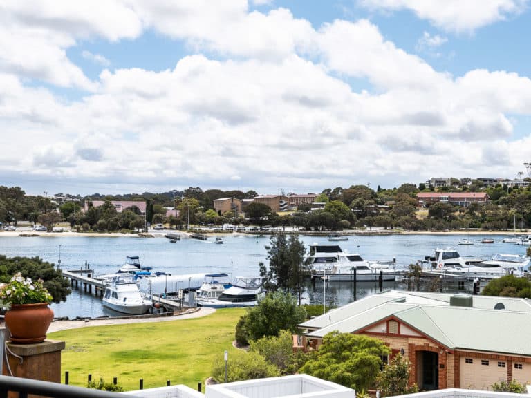 65 Harvest Road, North Fremantle - Image 1