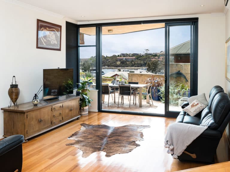 65 Harvest Road, North Fremantle - Thumbnail 2