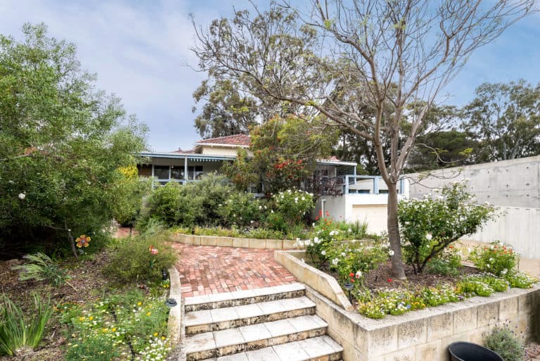 82 Railway Street, Cottesloe - Thumbnail 2