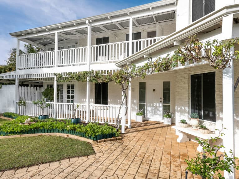 30 Pine Tree Lane, Mount Claremont - Image 1
