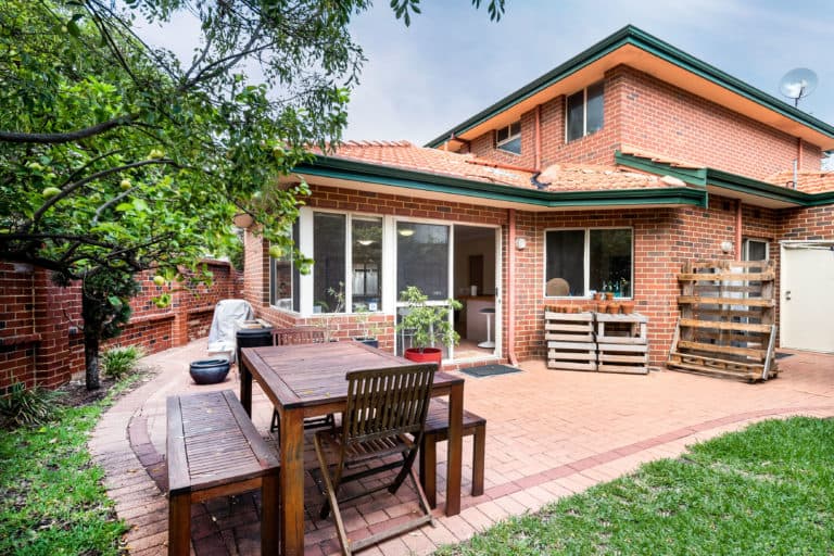 6 Millers Court, Cottesloe - Image 1
