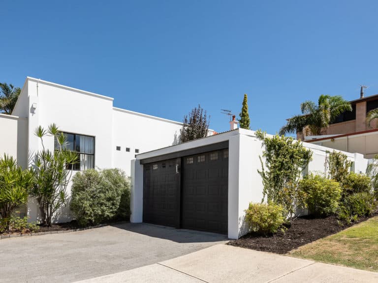 15 Torrens Street, Cottesloe - Image 1