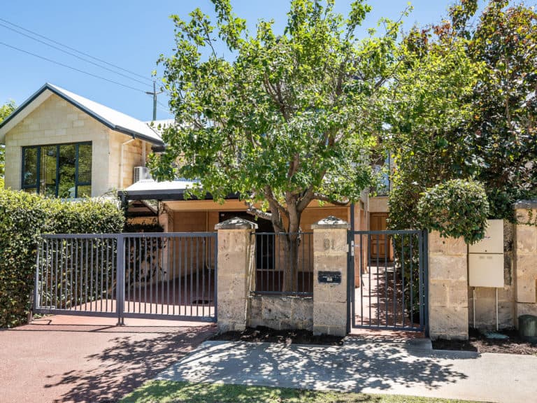 31 Clement Street, Swanbourne - Thumbnail 2