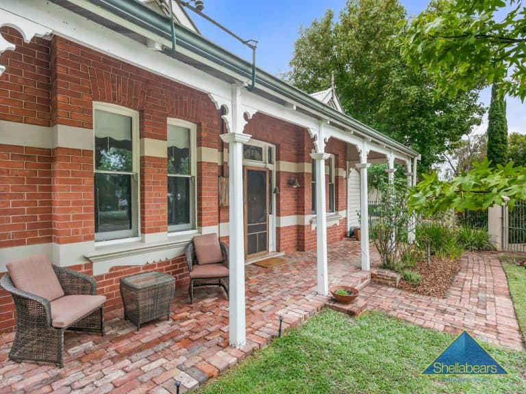 35 Griver Street, Cottesloe - Image 1