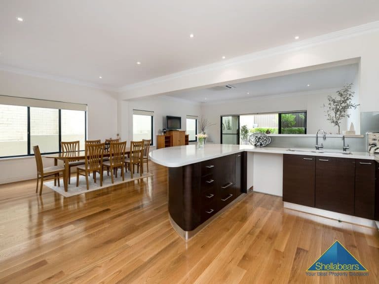 1C Cliff Road, Claremont - Image 1