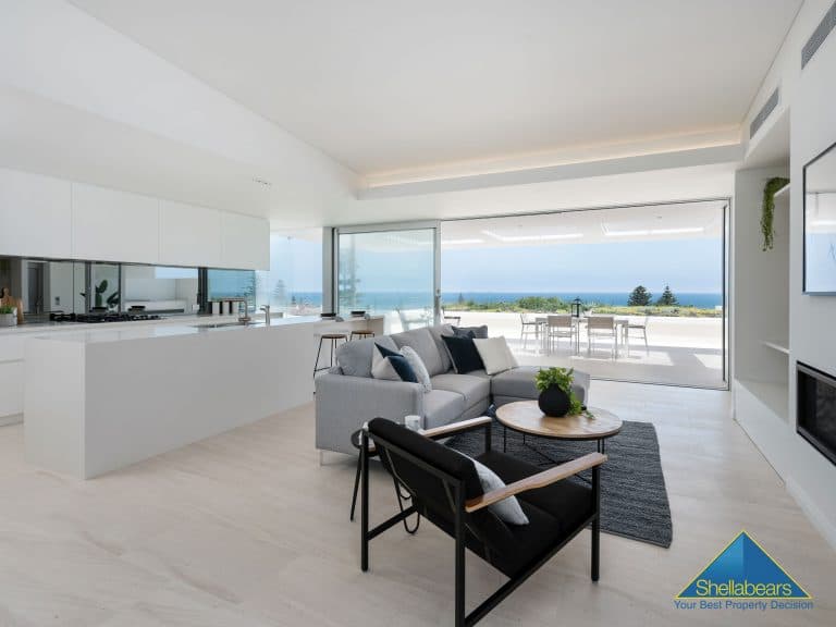 11/15 Overton Gardens, Cottesloe - Image 1