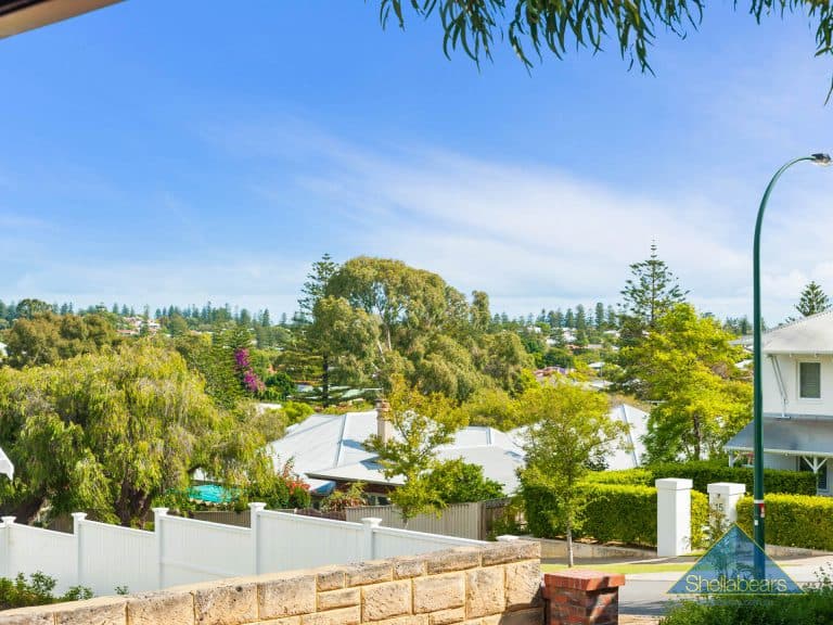 14 James Road, Swanbourne - Thumbnail 2