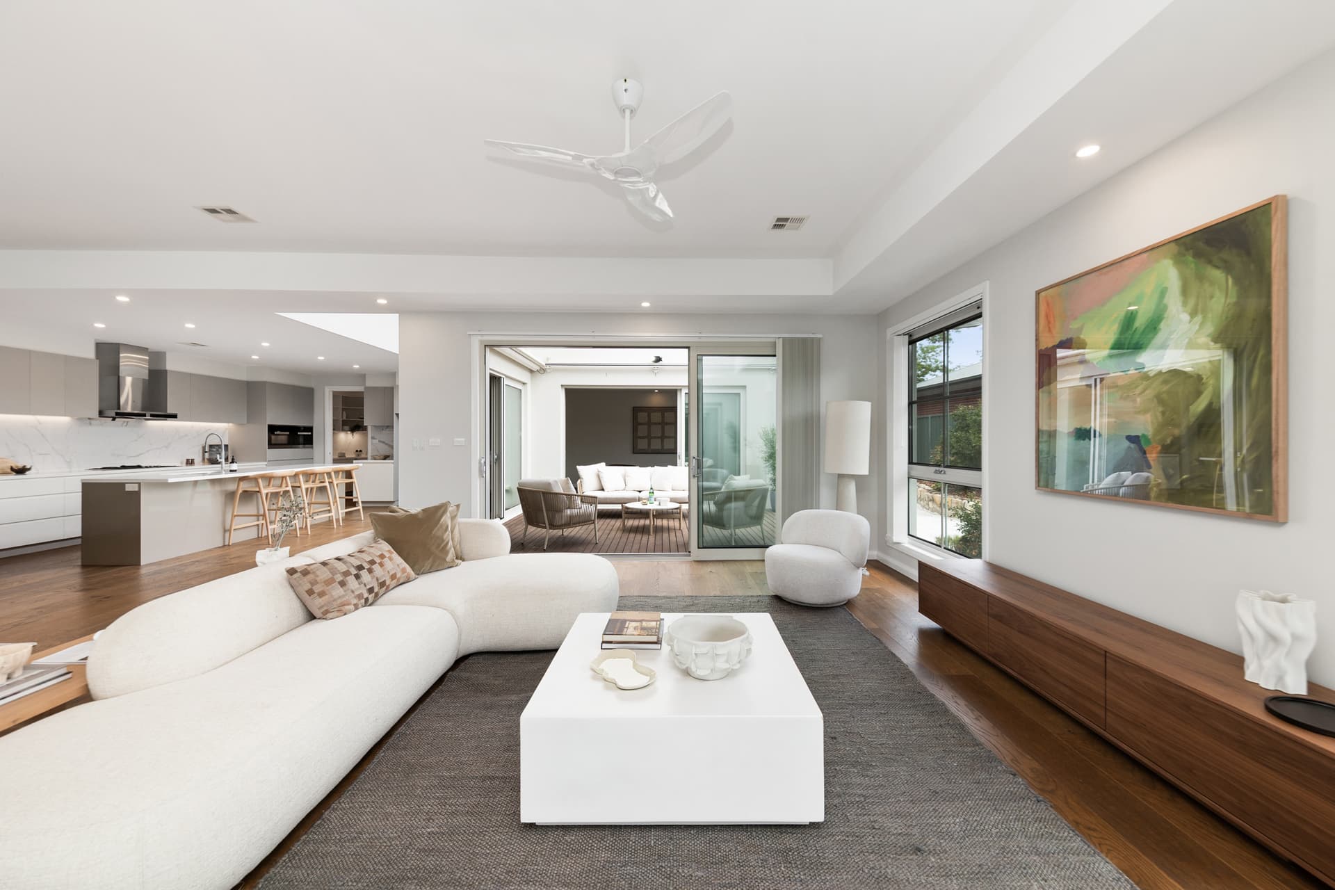 15 Stuart Street, Griffith, Griffith - Thumbnail 4