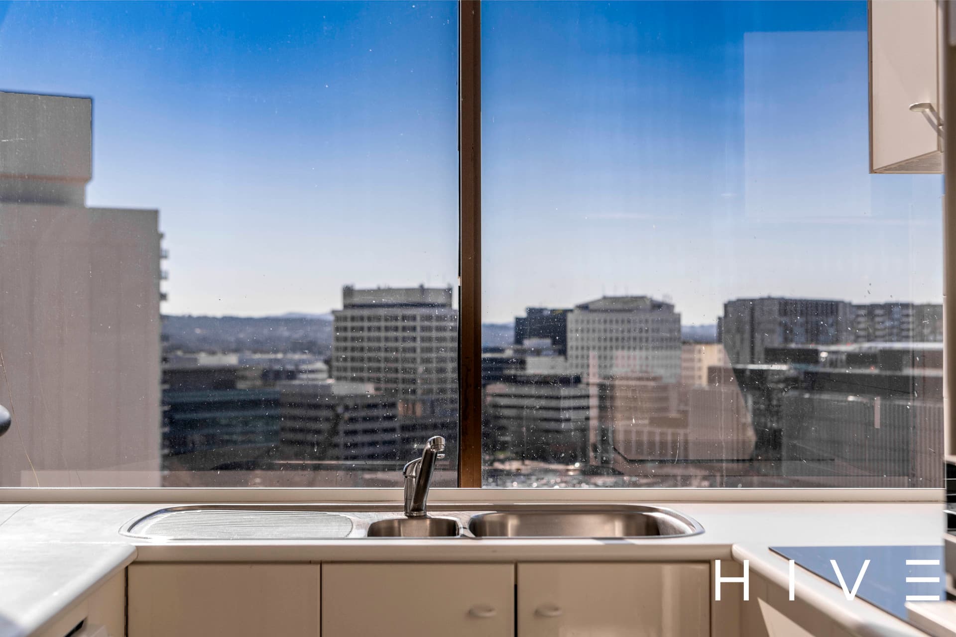 1706/2 Marcus Clarke Street, City, City - Thumbnail 6