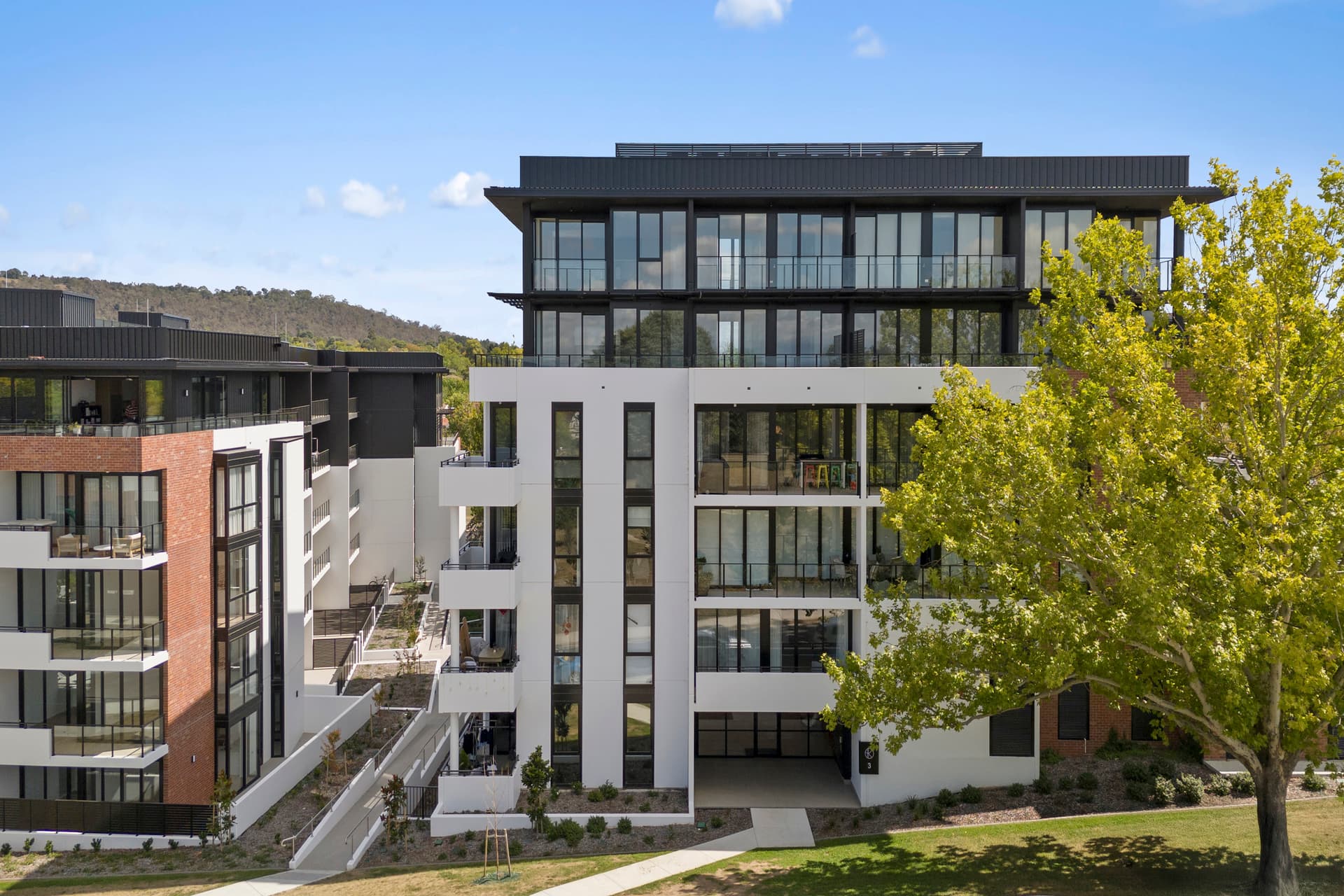 164/3 Light Street, Griffith, Griffith - Image 1