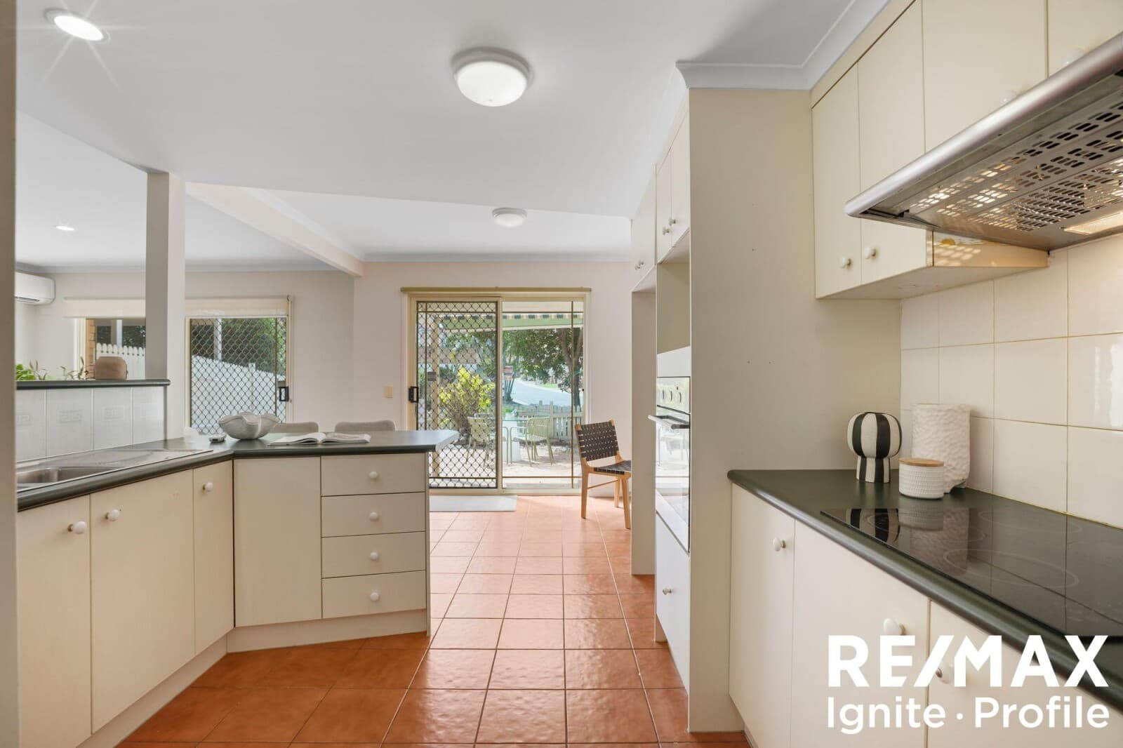 8/19 Merlin Terrace Kenmore QLD 4069, Kenmore - Thumbnail 3