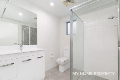 203/61 Oxford Street, Bulimba, Bulimba - Image 1