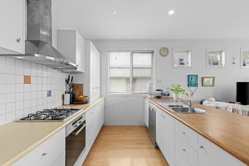 1/1C Boscarne Avenue Torquay VIC, Torquay - Thumbnail 4