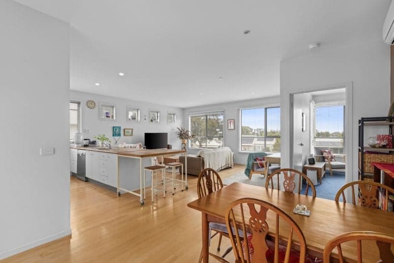 1/1C Boscarne Avenue Torquay VIC, Torquay - Thumbnail 5