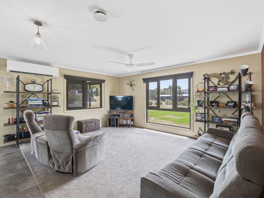 88 Mackay Street, ELDORADO, VIC 3746, Eldorado - Thumbnail 5