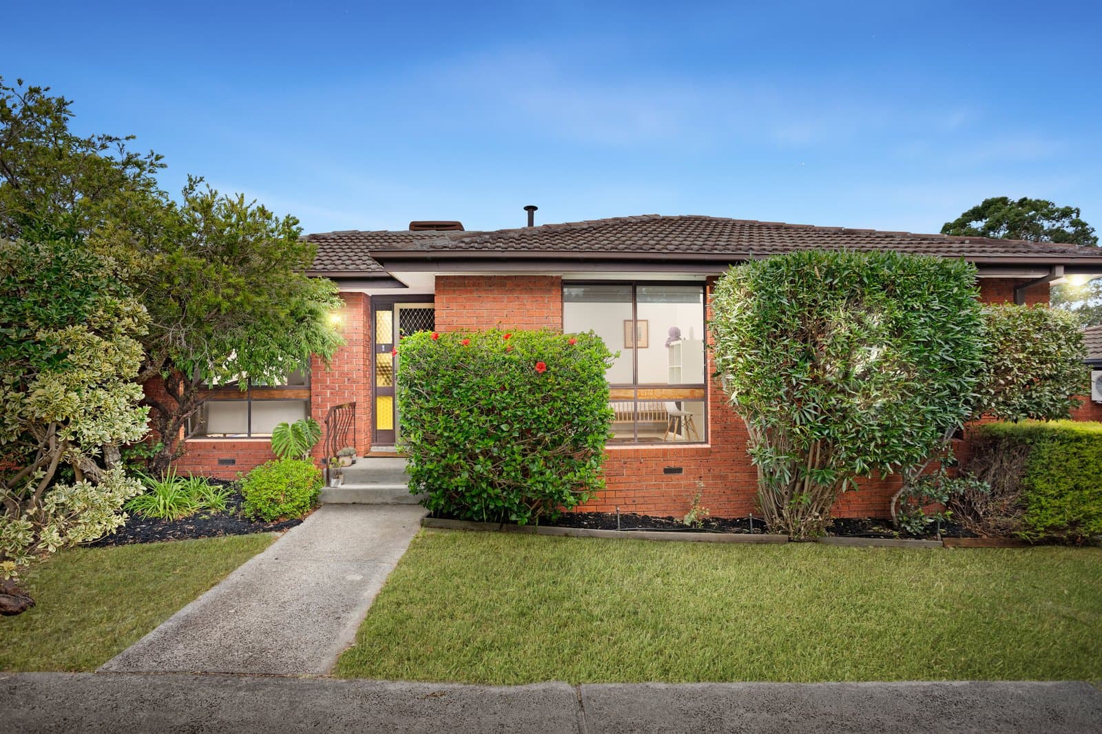 2/23 Edwards Street, Burwood, Burwood - Image 1