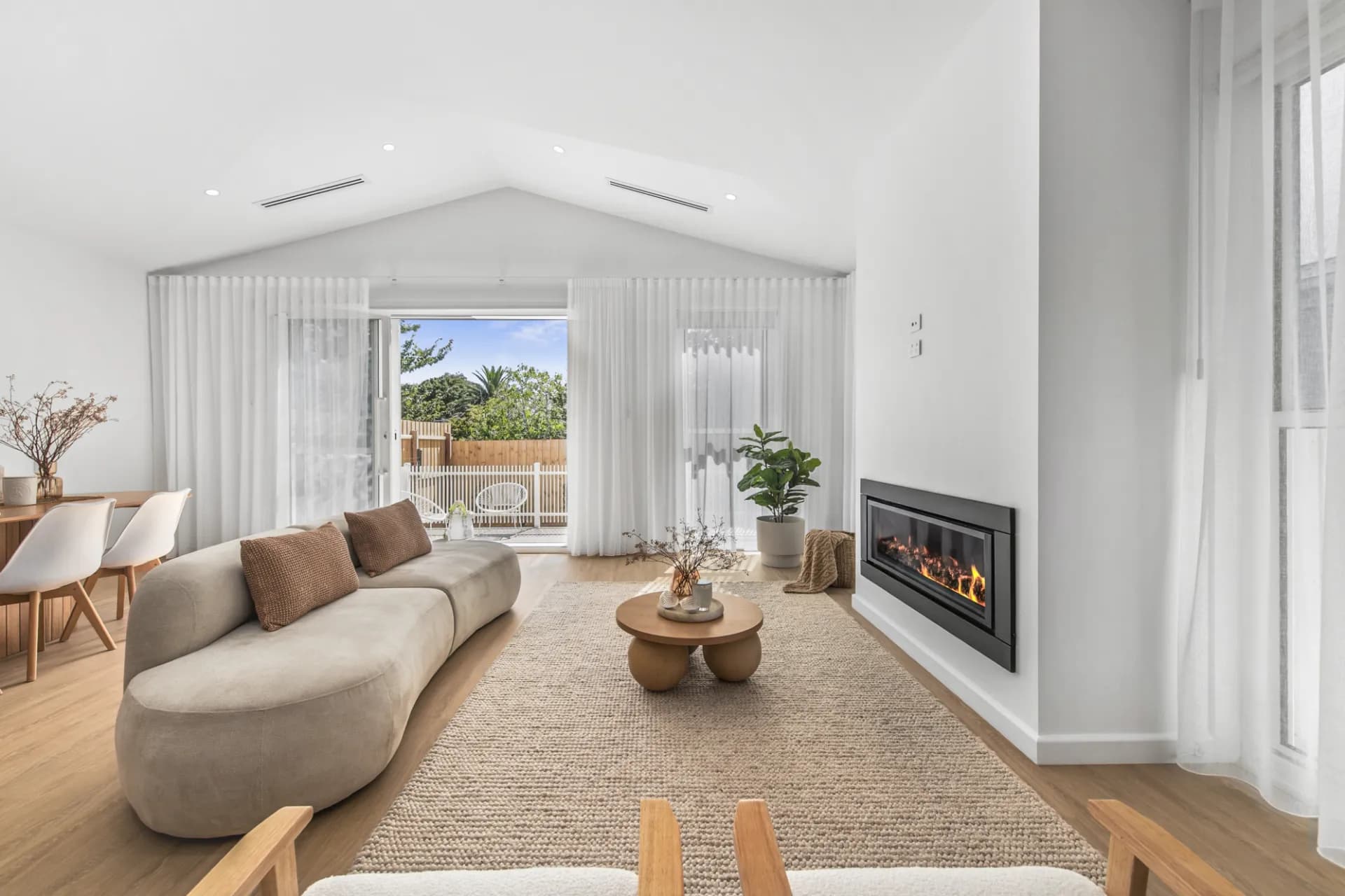 4 Basil  Street, Dromana, VIC, Dromana - Thumbnail 2