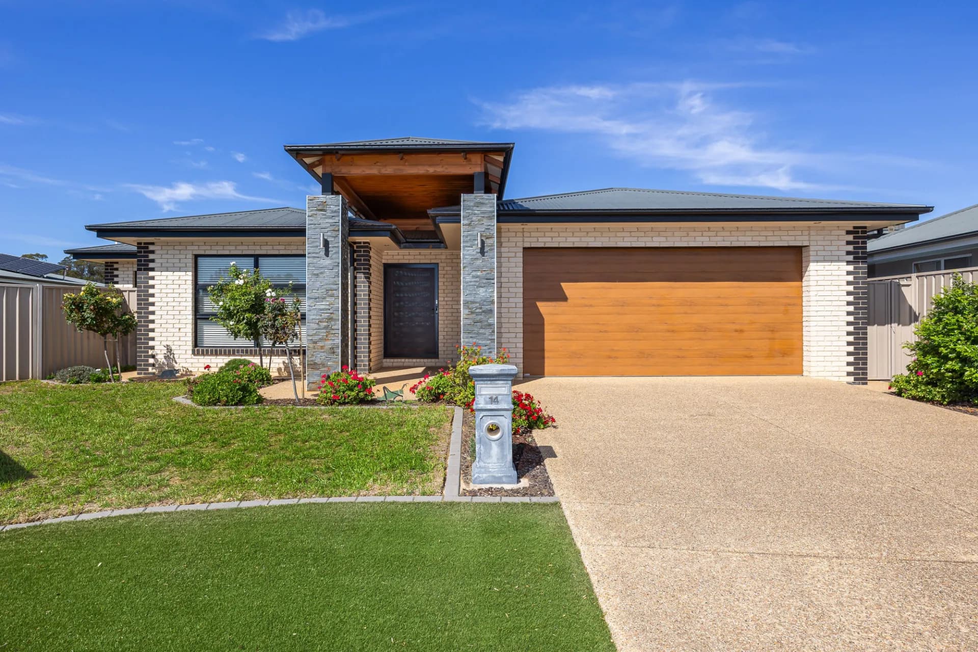 14 Chipp  Place, Lloyd, NSW, Lloyd - Image 1