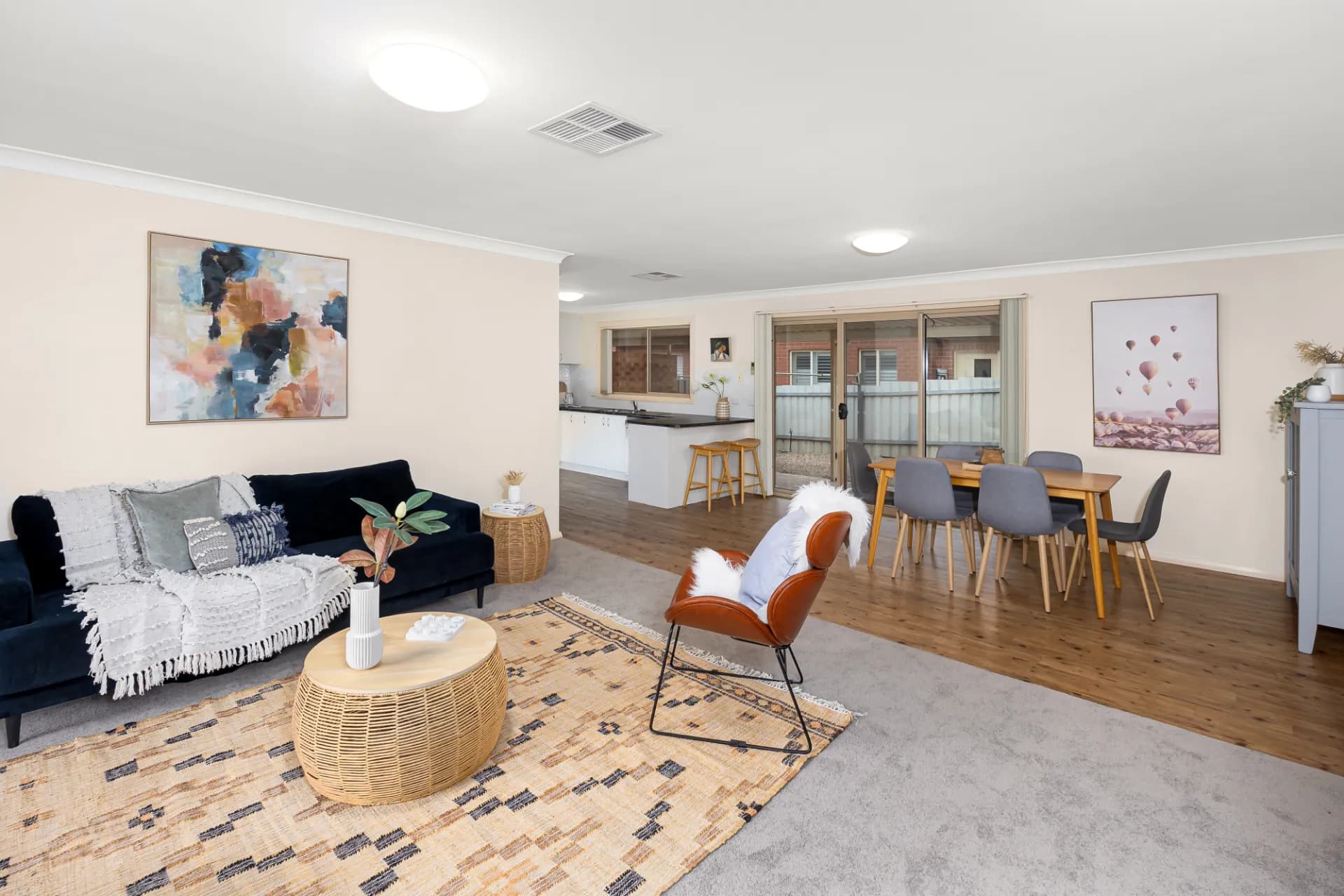 2/2 Hargrave  Avenue, Lloyd - Thumbnail 3