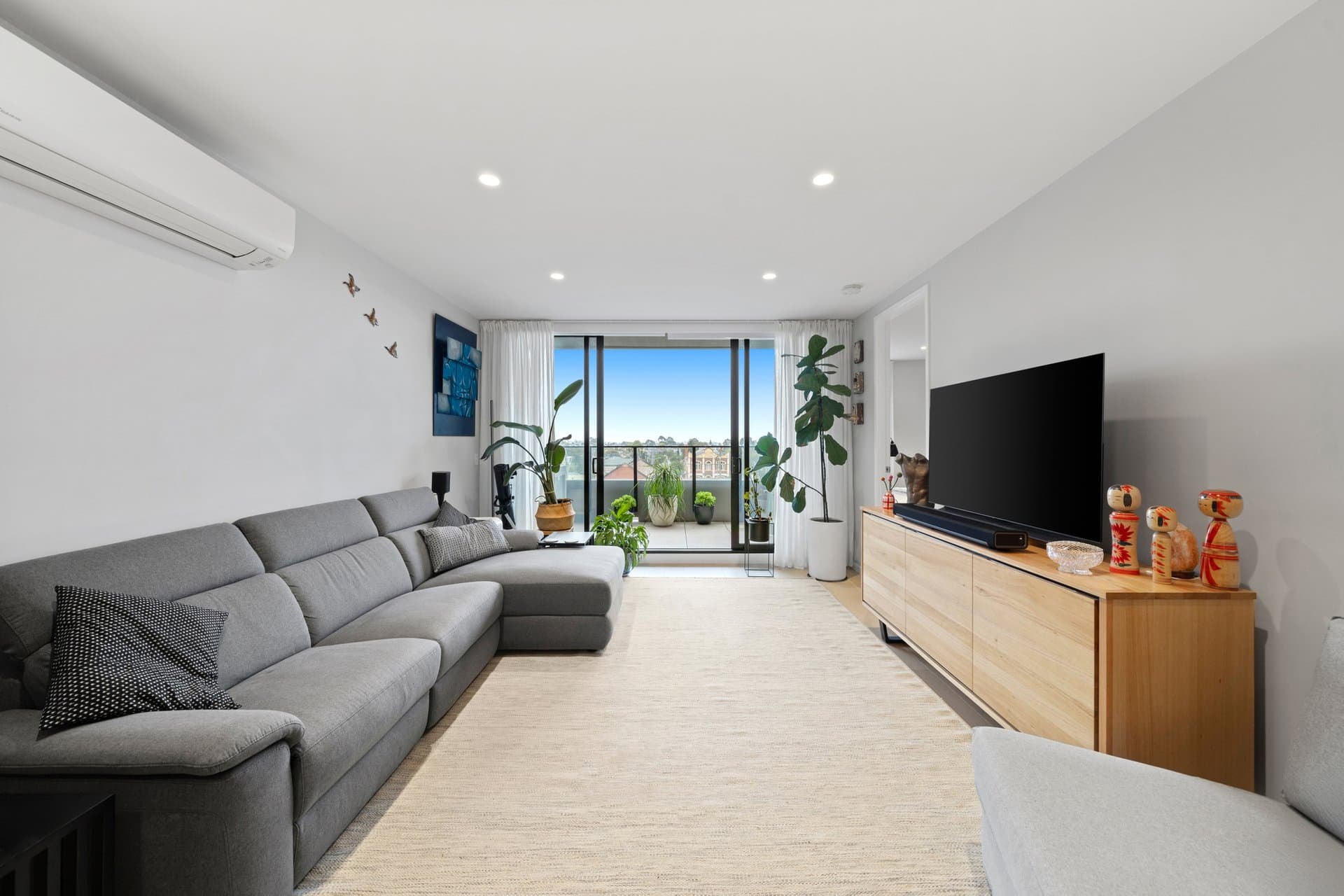 412/11 Urquhart Street, Coburg - Thumbnail 3