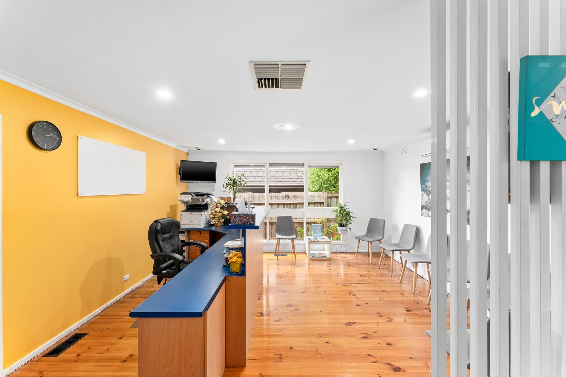 132 Manningham Road, Bulleen - Thumbnail 2